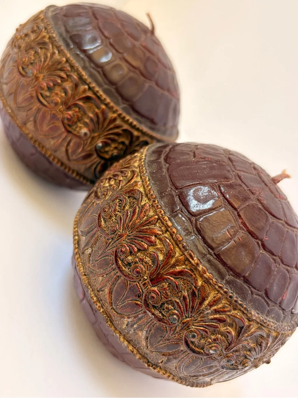 Decorative Embossed Burgundy and Gold Accent Spheres
